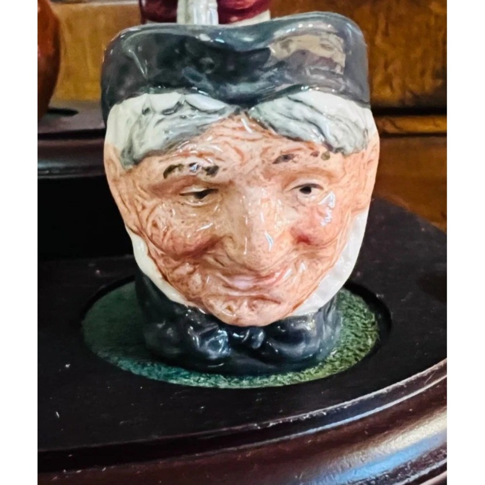 Royal Doulton Granny Miniature Character Jug D6954 England Porcelain 1.5"